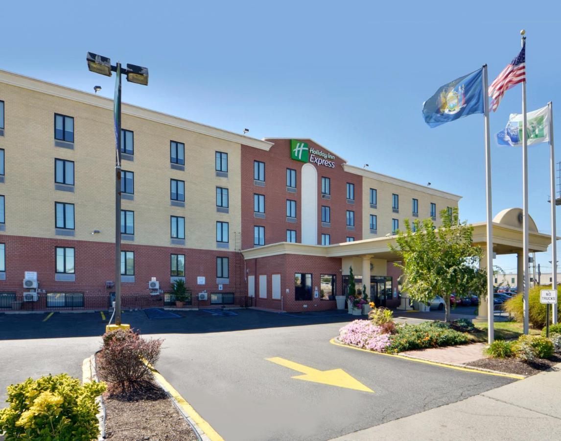Holiday Inn Express Kennedy Airport, An Ihg Hotel New York Bagian luar foto