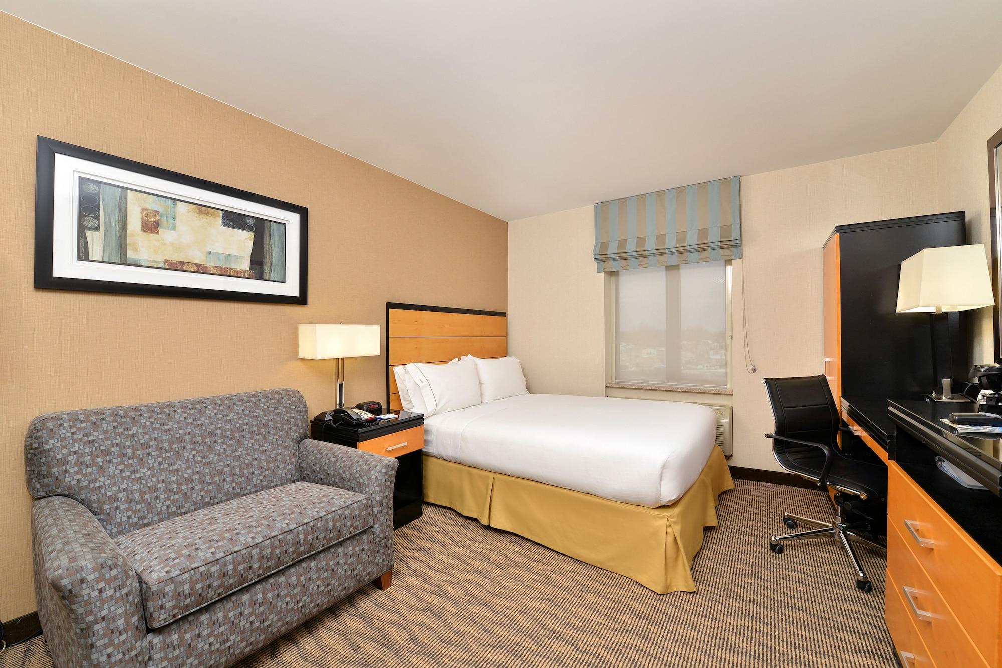 Holiday Inn Express Kennedy Airport, An Ihg Hotel New York Bagian luar foto