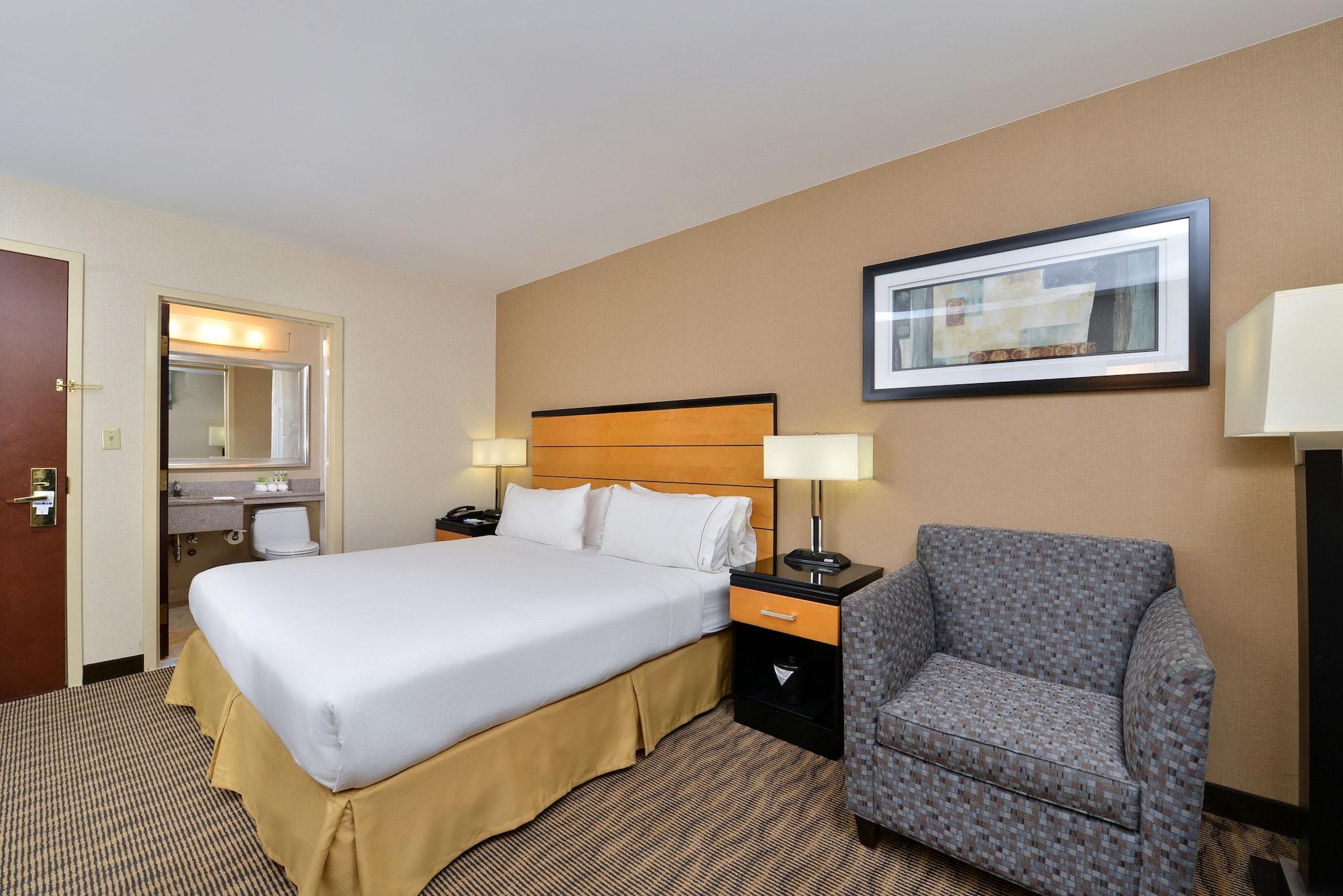 Holiday Inn Express Kennedy Airport, An Ihg Hotel New York Bagian luar foto