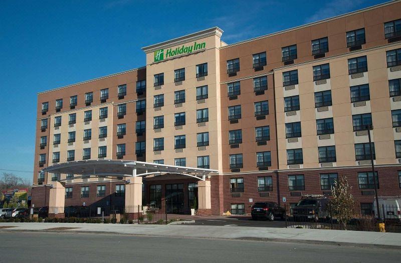Holiday Inn Express Kennedy Airport, An Ihg Hotel New York Bagian luar foto
